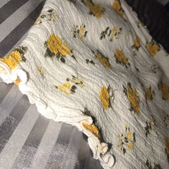 Hollister off the shoulder long sleeve - Picture 2 of 5